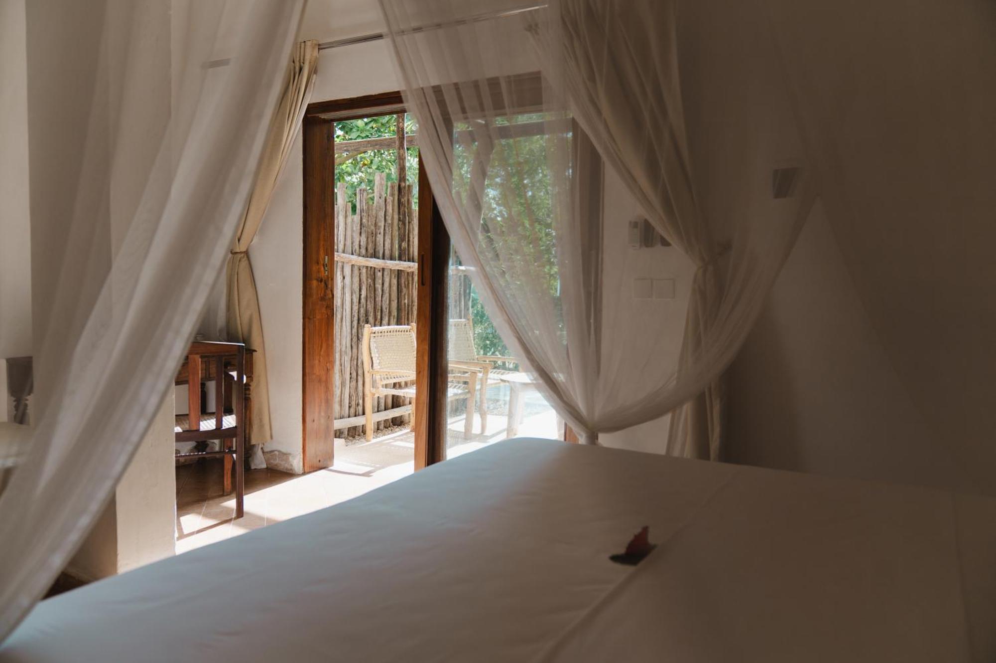 Mvuvi Boutique Resort Kiwengwa  Exterior photo